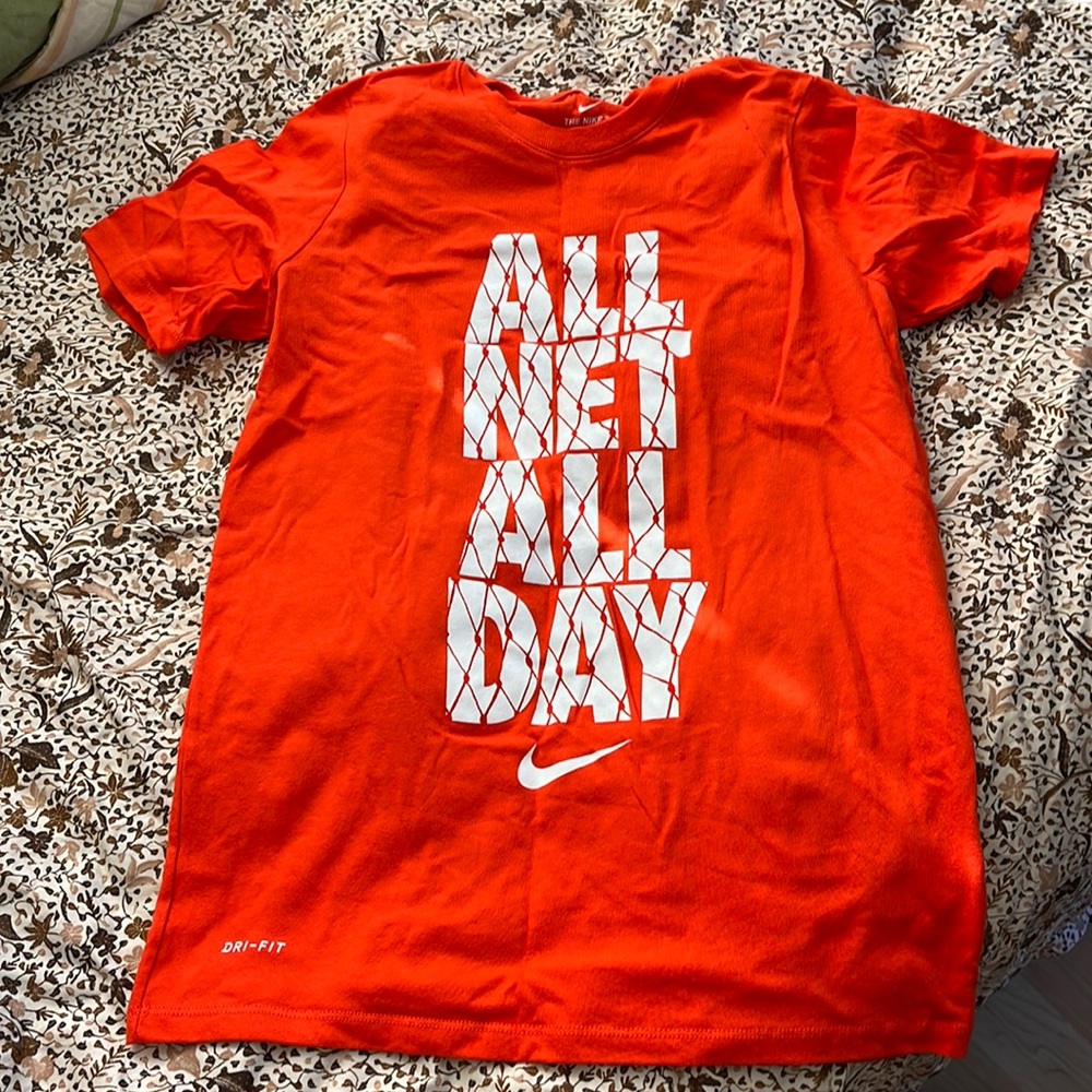 NWOT nike orange tee